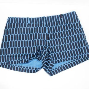 MICHAEL KORS SHORT SIZE 4